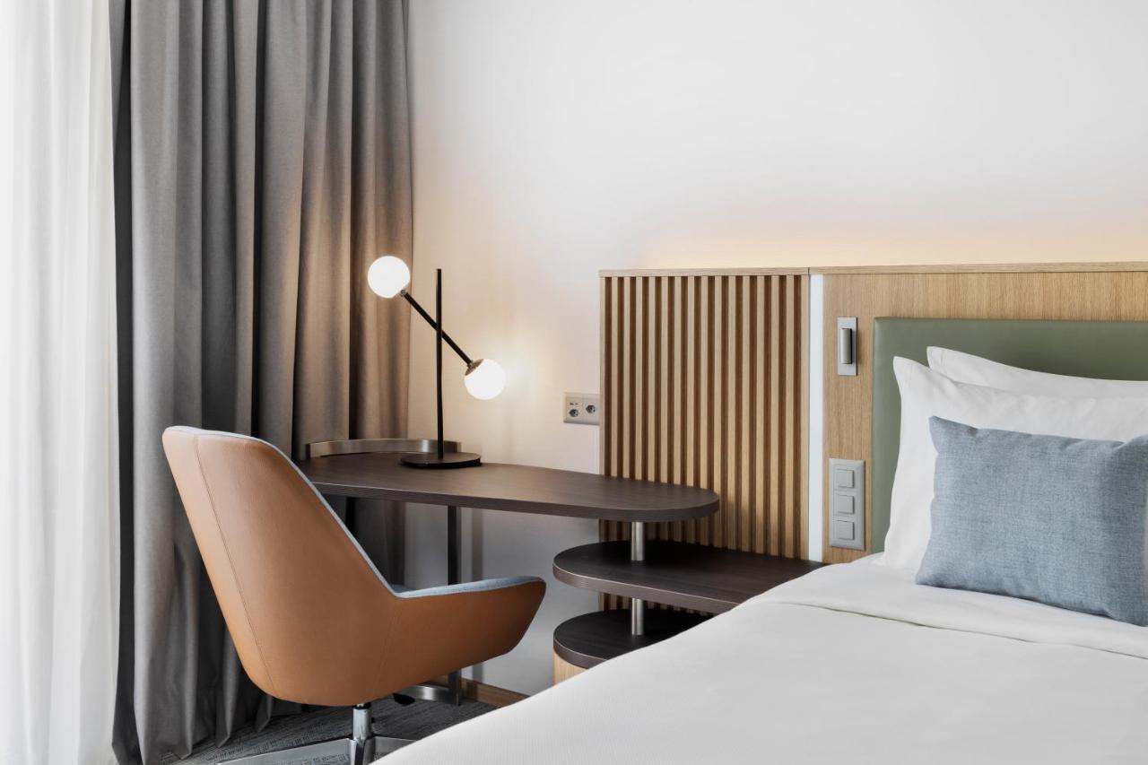 ホテル Courtyard By Marriott Biel Bienne エクステリア 写真