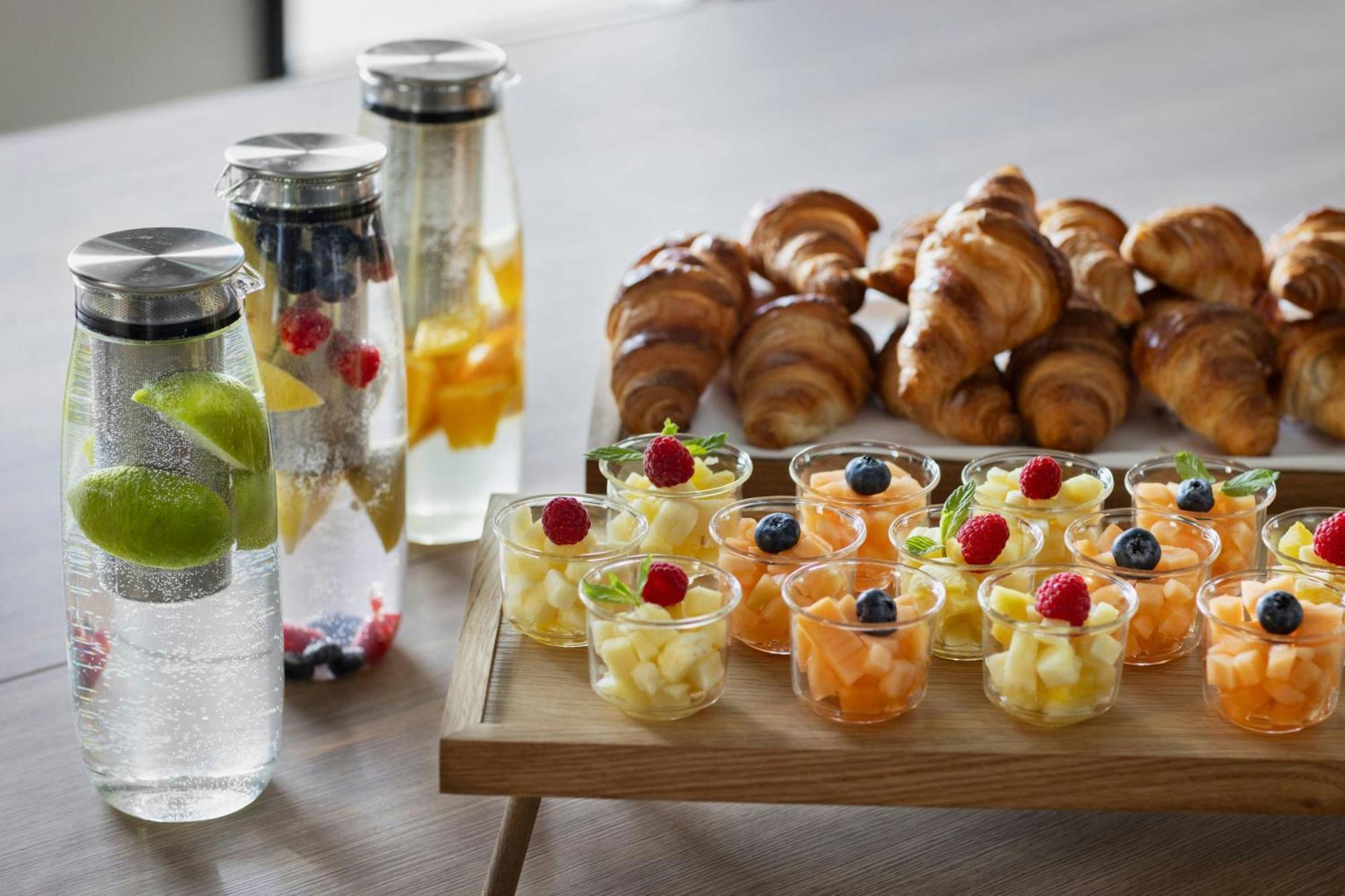 ホテル Courtyard By Marriott Biel Bienne エクステリア 写真