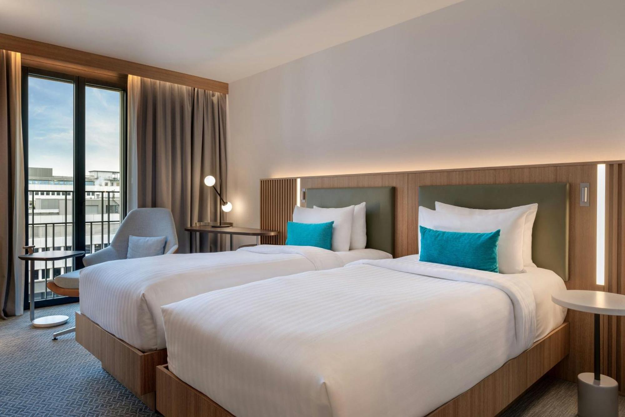 ホテル Courtyard By Marriott Biel Bienne エクステリア 写真
