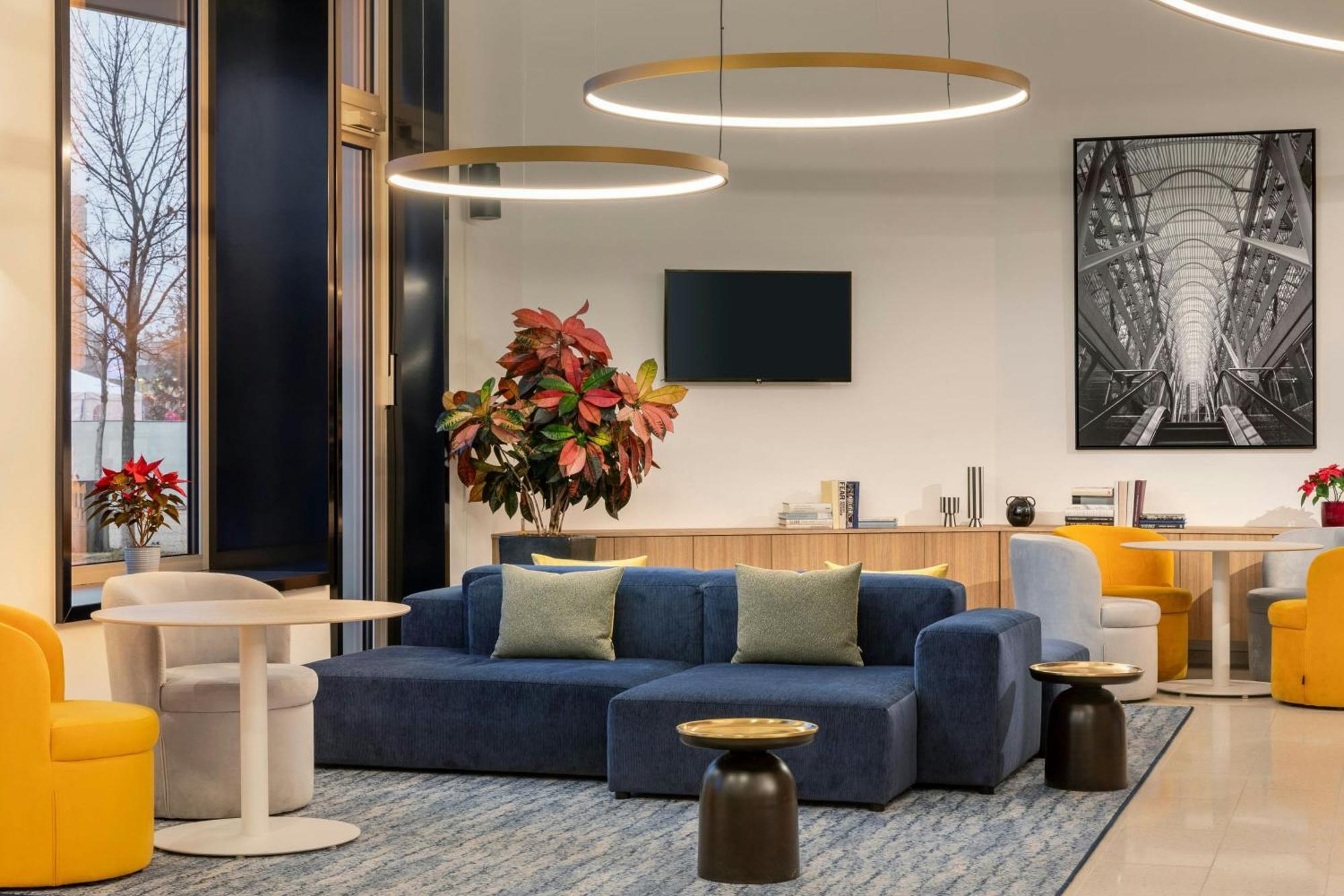 ホテル Courtyard By Marriott Biel Bienne エクステリア 写真